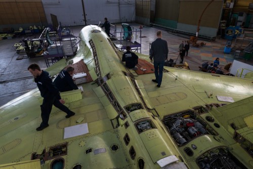 Nhà xưởng lắp ráp máy bay chiến đấu ném bom Su-34 Nga
