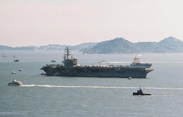 Tàu sân bay USS Ronald Reagan CVN 76 của Hải quân Mỹ