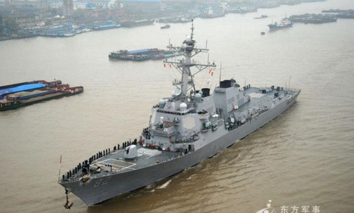 Tàu khu trục tên lửa USS Lassen DDG-82 Hải quân Mỹ