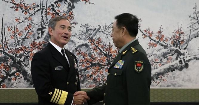 Ngày 3 tháng 11 năm 2015, tại Bắc Kinh, Tư lệnh Bộ Tư lệnh Thái Bình Dương Mỹ, Đô đốc Harry Harris hội kiến với Phó chủ tịch Quân ủy Trung ương Trung Quốc Phạm Trường Long