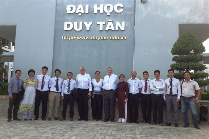 Đại học Duy Tân dẫn đầu năng suất nghiên cứu khoa học. Ảnh minh họa website nhà trường.