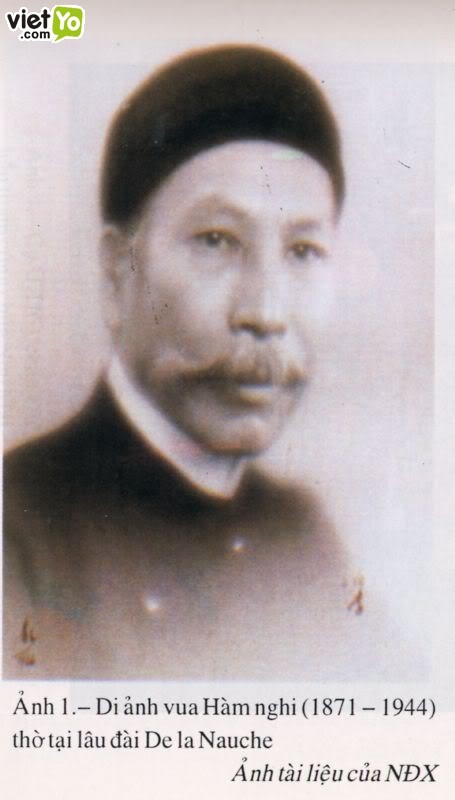 10. Hoàng đế Hàm Nghi ( 3 tháng 8 năm 1871 – 4 tháng 1 năm 1943) là vị Hoàng đế thứ 8 của nhà Nguyễn, vương triều phong kiếncuối cùng trong lịch sử Việt Nam. Ngày nay, Việt Nam xem ông, cùng với các vua chống Pháp Thành Thái, Duy Tân là ba vị vua yêu nước trong thời kỳ Pháp thuộc.