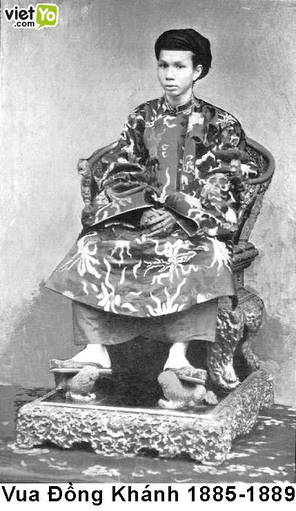 8.. Vua Đồng Khánh (19 tháng 2, 1864 – 28 tháng 1, 1889), miếu hiệu Nguyễn Cảnh Tông, là vị Hoàng đế thứ 9 của nhà Nguyễn, tại vị từ năm 1885 đến 1889. Thụy hiệu của ông là Hoằng Liệt Thống Thiết Mẫn Huệ Thuần Hoàng Đế