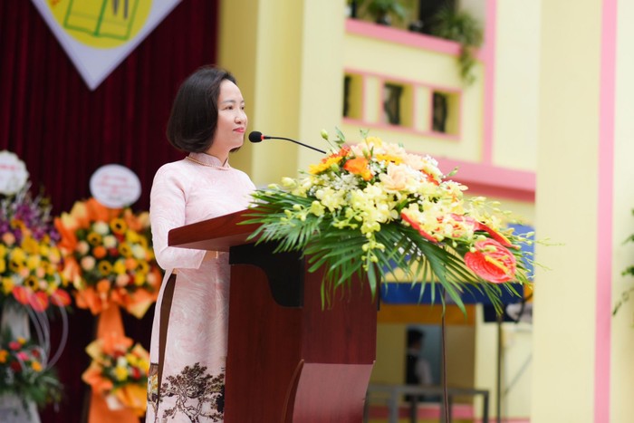Cô Trần Thị Bích Hợp, Hiệu trưởng Trường Trung học phổ thông Đống Đa. (Ảnh: Website nhà trường)