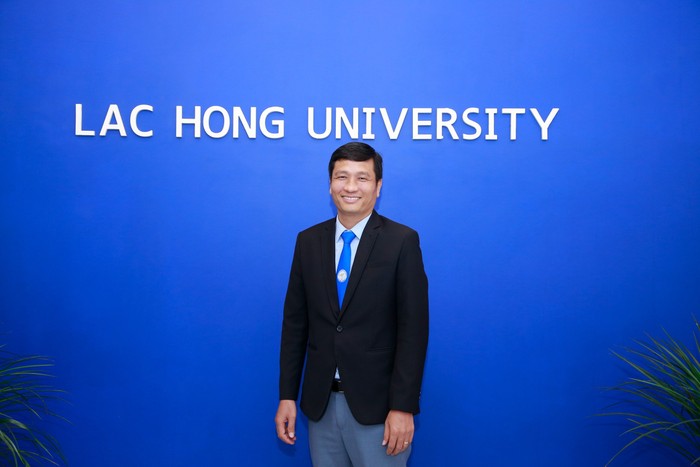 Phó Giáo sư, Tiến sĩ Nguyễn Vũ Quỳnh - Phó Hiệu trưởng Trường Đại học Lạc Hồng. (Ảnh: NVCC)
