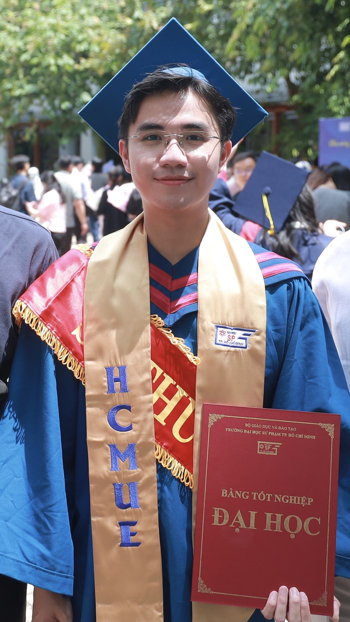 Thủ khoa Võ Lập Phúc, sinh năm 2003.jpeg