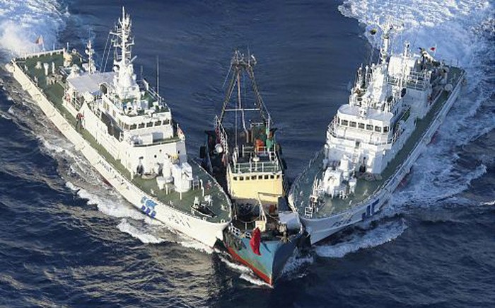 Tàu Cảnh sát biển Nhật Bản ngăn chặn các nhà hoạt động Hồng Kông đổ bộ lên Điếu Ngư/Senkaku