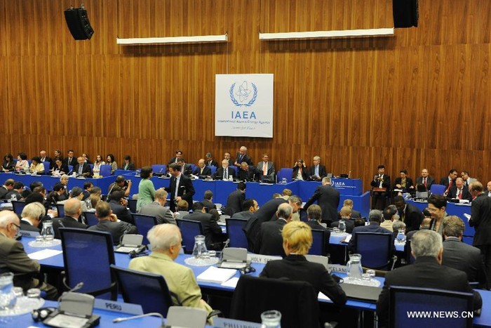 Các thành viên IAEA nhóm họp tại Viên