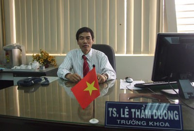 TS Lê Thẩm Dương