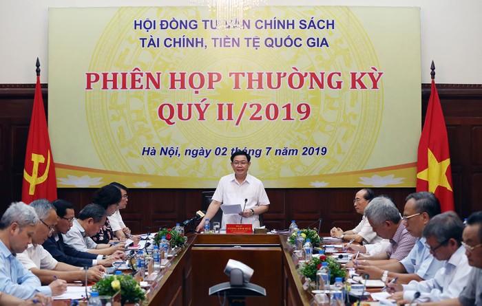 Phó Thủ tướng Vương Đình Huệ chủ trì phiên họp. Ảnh: VGP