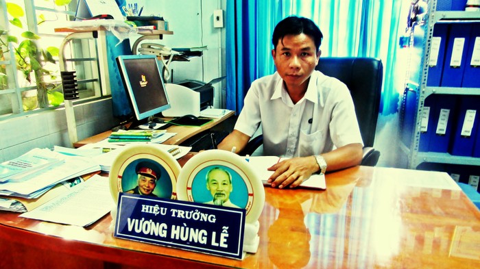 Thầy Vương Hùng Lễ