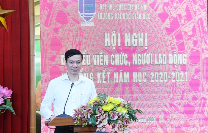 Hiệu trưởng Giáo sư, Tiến sĩ Nguyễn Quý Thanh phát biểu khai mạc tại Hội nghị.