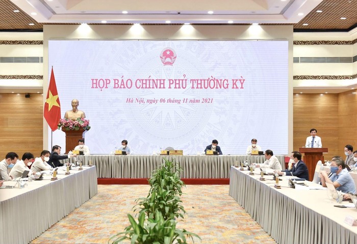 Quang cảnh buổi họp báo.