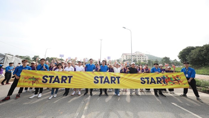 Giải chạy Marathon UEd Race với sự tham gia của toàn thể cán bộ, giảng viên, sinh viên có mặt tại UEd’s Student Team Building 2022.