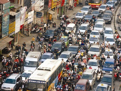 Thu phí lưu hành xe liệu sẽ giảm được bao nhiêu % ách tắc? Ảnh minh họa: pda.vietbao.vn