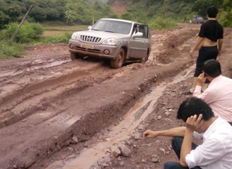 Đường quốc lộ 31 có thể dùng thi off road. Ảnh: Nguyễn Thành Tâm.