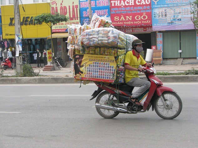 Nhẹ tênh nhưng cồng kềnh quá.