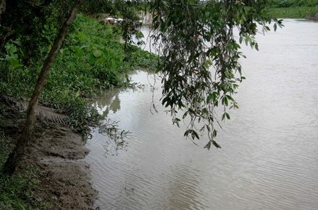 Đoạn sông nơi 2 em học sinh chết đuối