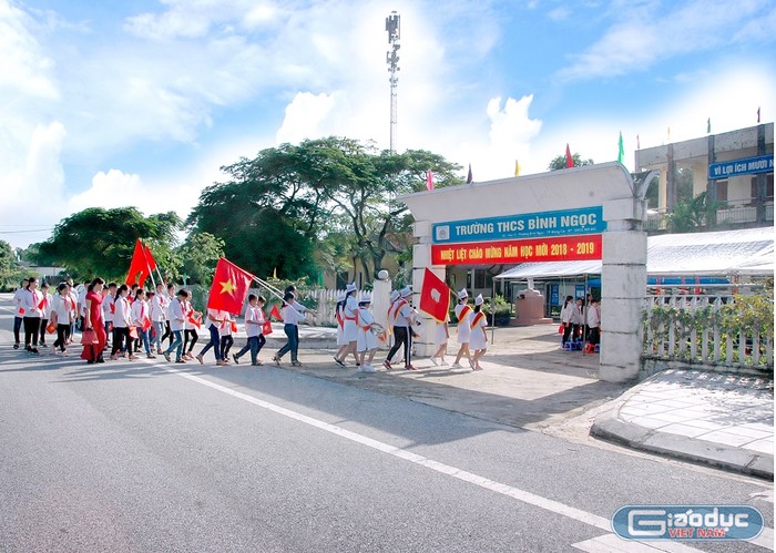 Trường Trung học cơ sở Bình Ngọc hôm nay (Ảnh chụp ngày khai giảng năm học 2018 - 2019)