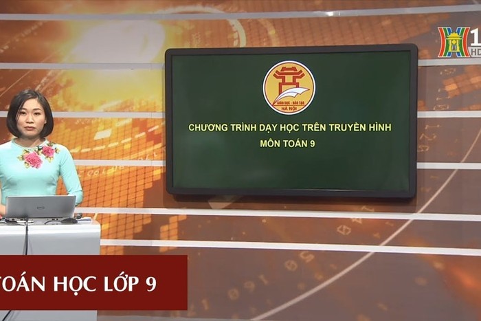 Học toán lớp 9 trên Đài truyền hình Hà Nội. Ảnh chụp màn hình.