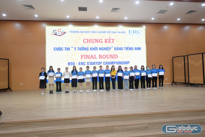 Cuộc thi là sân chơi bổ ích cho các em sinh viên, giúp các em tự tin ngay từ khi còn trên ghế nhà trường. Ảnh: TH