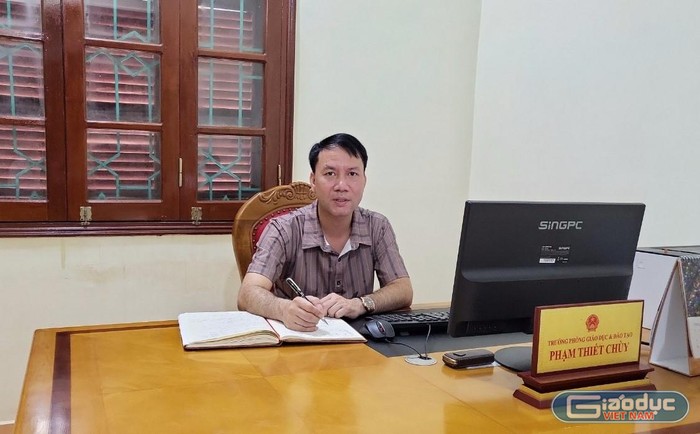 Ông Phạm Thiết Chùy - Trưởng phòng Giáo dục và Đào tạo huyện Mường Nhé, Điện Biên. Ảnh: LC