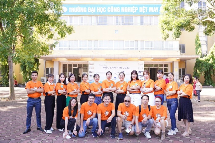 Hội thi tay nghề giỏi tổ chức tại Trường Đại học Công nghiệp Dệt May Hà Nội. Ảnh: website nhà trường