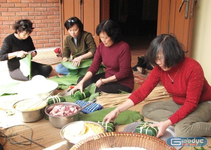 Mỗi dịp Tết đến, gia đình Đại tướng lại vào Vũng Chùa - Đảo Yến gói bánh chưng. Ảnh Thủy Phan