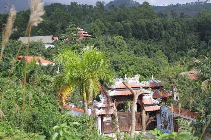 &quot;Biệt phủ&quot; xây hoành tráng dưới chân núi Hải Vân của đại gia vàng Ngô Văn Quang xây trái phép nhiều năm liền mà không ai xử lý!. Ảnh Thùy Linh