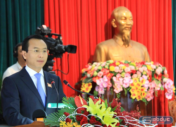 Bí thư Thành ủy - Chủ tịch HĐND TP Đà Nẵng Nguyễn Xuân Anh phát biểu tại kỳ họp lần thứ hai HĐND TP Đà Nẵng khóa IX nhiệm kỳ 2016-2021. Ảnh: Hoàng Tuấn