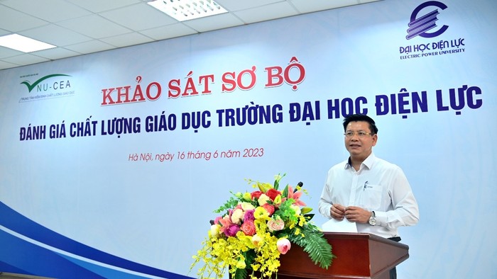 Phó giáo sư, Tiến sĩ Đinh Văn Châu - Quyền Hiệu trưởng Trường Đại học Điện lực. Ảnh: cea.vnu.edu.vn