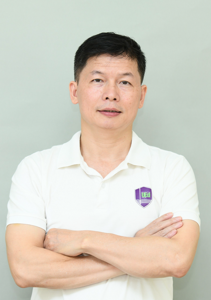 Phó Giáo sư, Tiến sĩ Nguyễn Chí Thành, Chủ nhiệm Khoa - Khoa Sư phạm, Trường Đại học Giáo dục - Đại học Quốc gia Hà Nội. Ảnh: NVCC