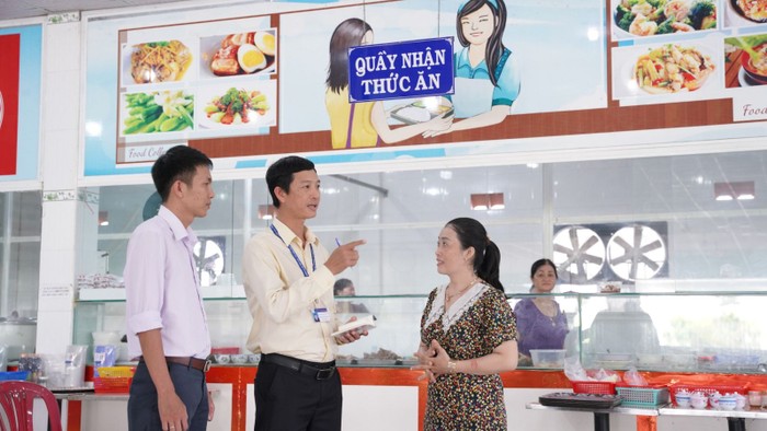 Trường Đại học Kiên Giang xây dựng chương trình “Suất ăn yêu thương” với mỗi suất ăn giá 10.000 đồng để hỗ trợ sinh viên có hoàn cảnh khó khăn. Ảnh:website nhà trường