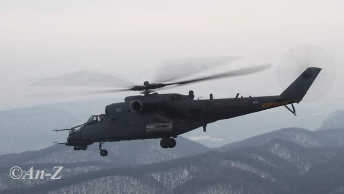 Mi - 35 lần đầu cất cánh trên bầu trời căn cứ không quân Budyonnovsk