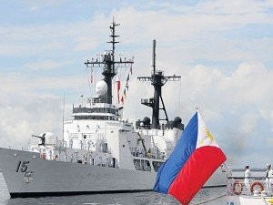 Tàu BRP del Pilar của Cục Cảnh sát biển Philippines đang làm nhiệm vụ giám sát, thu thập thông tin về hoạt động của tàu thuyền Trung Quốc trên bãi Scarborough