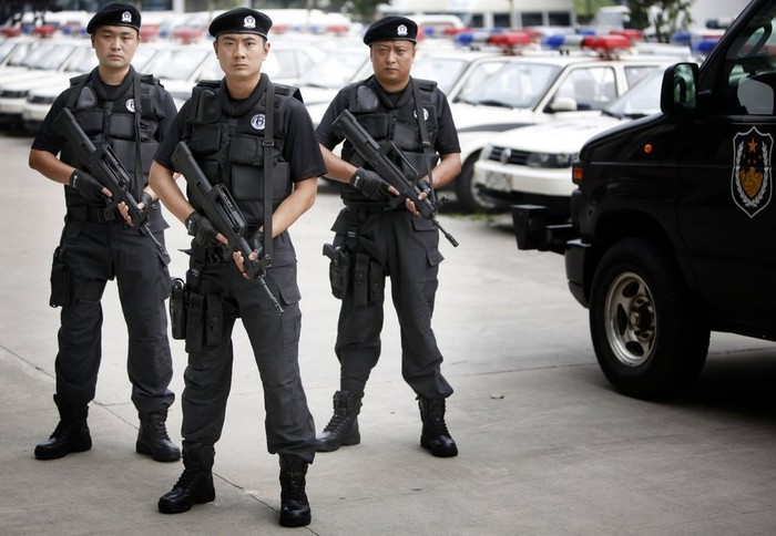 Quân phục mới mẫu 99 cảnh sát đặc nhiệm Trung Quốc