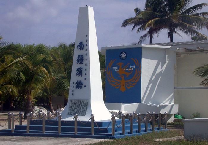 Cái gọi là "bia chủ quyền" phi pháp Đài Loan cắm tại đảo Ba Bình, Trường Sa, Khánh Hòa, Việt Nam
