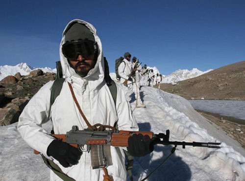 Lính Ấn Độ tác chiến tại khu vực biên giới giáp với Tây Tạng - Trung Quốc