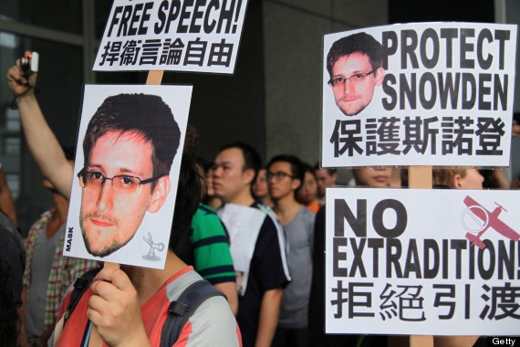 Biểu tình chống dẫn độ Edward Snowden