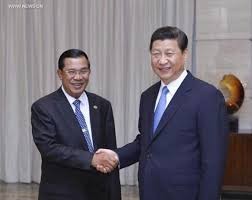 Ông Hunsen và ông Tập Cận Bình.