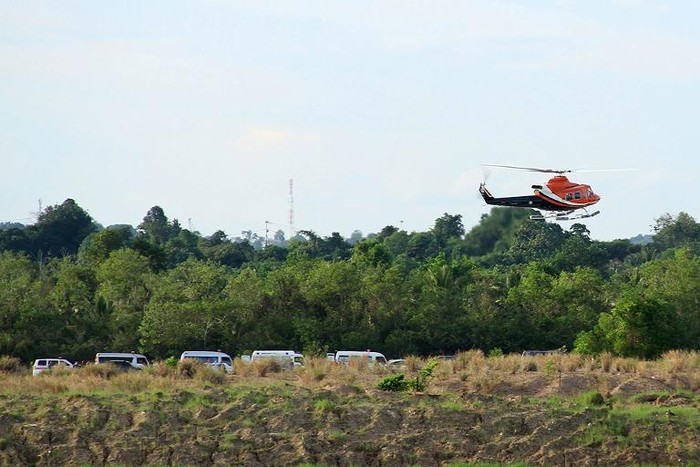 Trực thăng cứu hộ vận chuyển các nạn nhân bị thương trong vụ tai nạn Mi-17 đến bệnh viện.