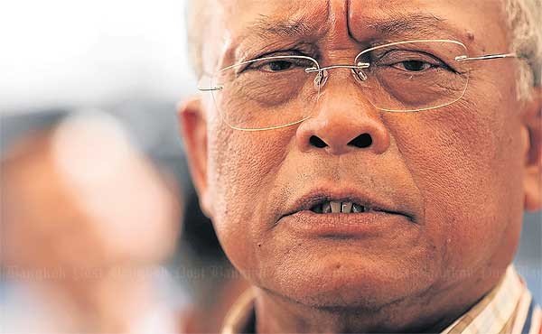 Lãnh đạo phe biểu tình Thái Lan Suthep.