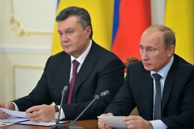 Yanukovych và Putin trong một cuộc gặp năm 2012.