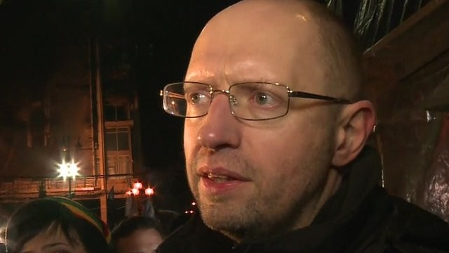 Quyền Thủ tướng Ukraine Arseniy Yatsenyuk đã đến Donetsk ngày hôm qua.