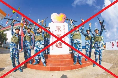 Lính Trung Quốc đồn trú bất hợp pháp trên đá Chữ Thập trong quần đảo Trường Sa thuộc chủ quyền Việt Nam.