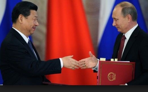 Đa Chiều cho rằng Putin đã phải &quot;nuốt trái đắng&quot; trong hợp đồng khí đốt ký với Tập Cận Bình.