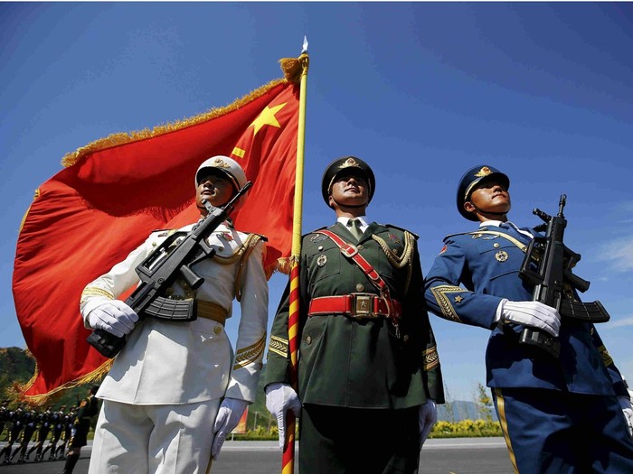 Lính Trung Quốc tập dượt cho cuộc duyệt binh 3/9, ảnh: Đa Chiều.