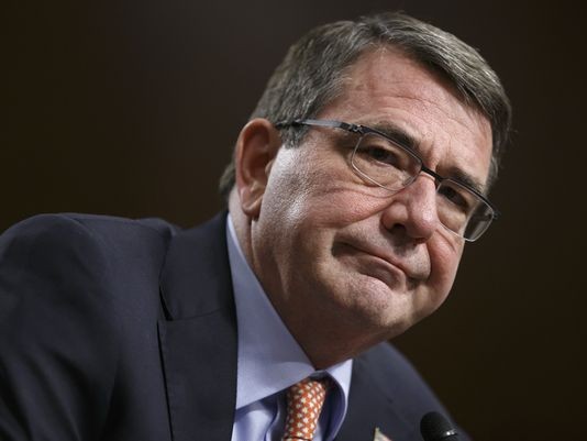 Bộ trưởng Quốc phòng Mỹ Ash Carter, ảnh: Military Times.