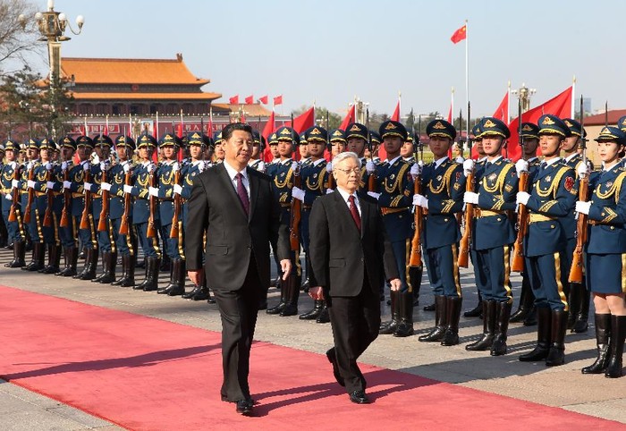 Ông Tập Cận Bình đã tổ chức tiếp đón trọng thị Tổng bí thư Nguyễn Phú Trọng và đoàn lãnh đạo cấp cao Việt Nam thăm chính thức Trung Quốc tháng 4 vừa qua, ảnh: Tân Hoa Xã.