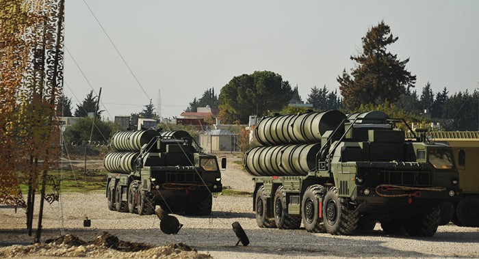 Nga tuyên bố đã kéo hệ thống tên lửa phòng không hiện đại S-400 sang Syria. Ảnh: Sputnik.